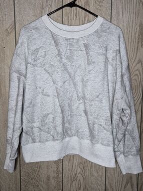 Women's Light Gray Crewneck Sweater - Classic Everyday Pullover